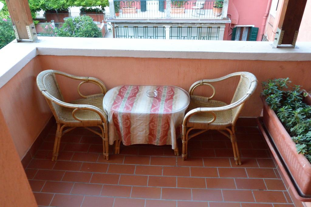 Hotel Belle Arti Venedig Exteriör bild
