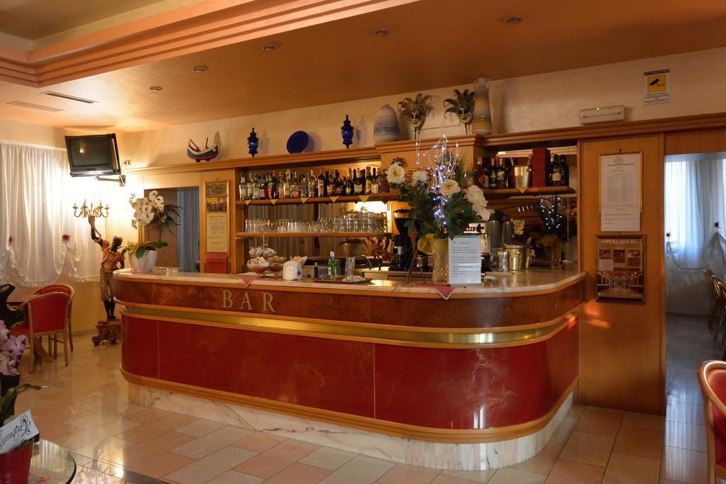 Hotel Belle Arti Venedig Exteriör bild